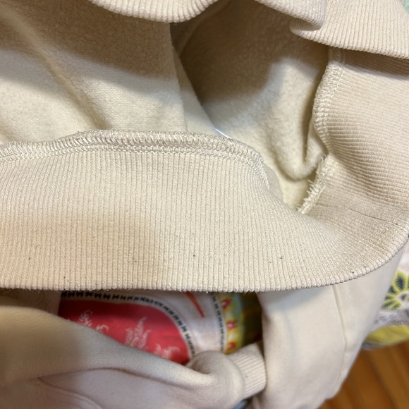 Buffbunny cropped hoodie - Picture 8 of 8